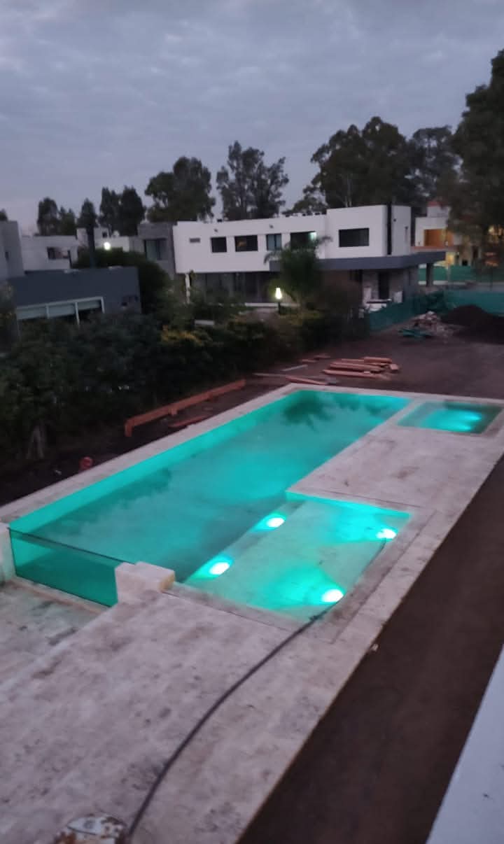 constructores-de-piscinas2